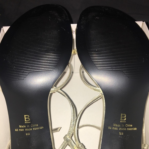 Gold dress heels - Picture 7 of 8